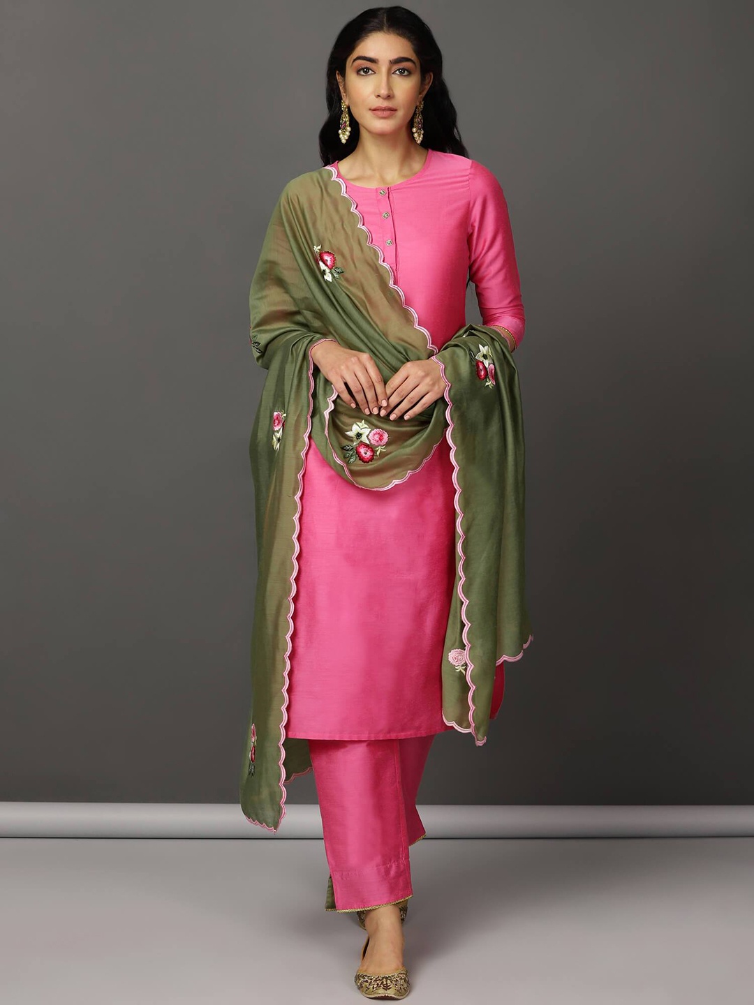 

NUHH Thread Work Kurta with Trousers & Dupatta, Pink
