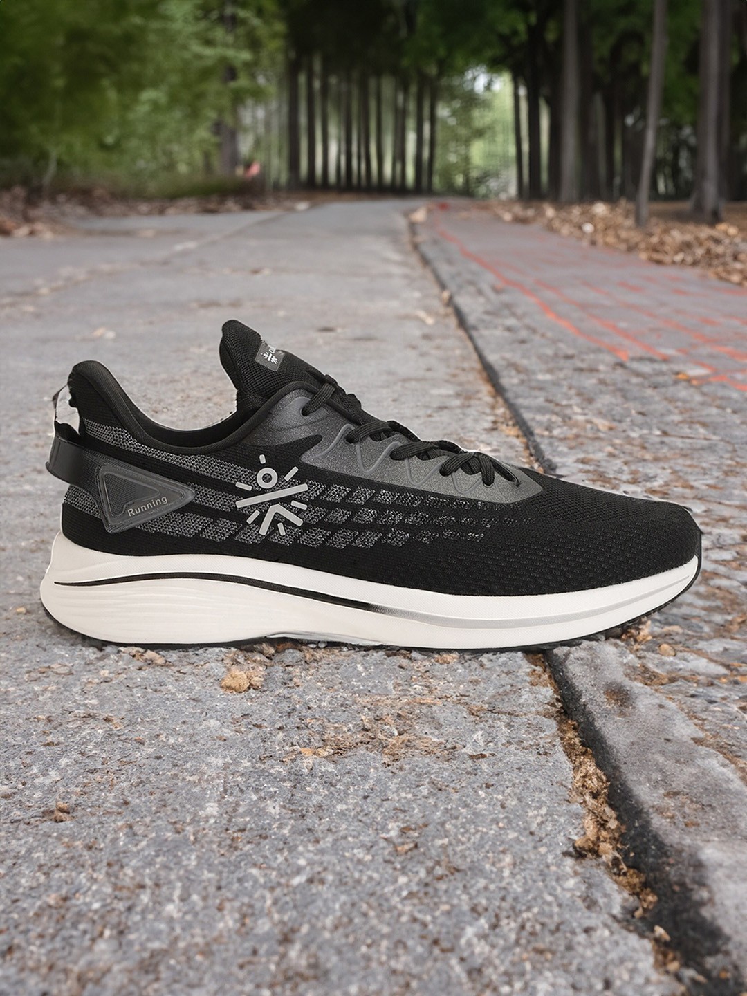 

CULT Men Active Running Shoes, Black