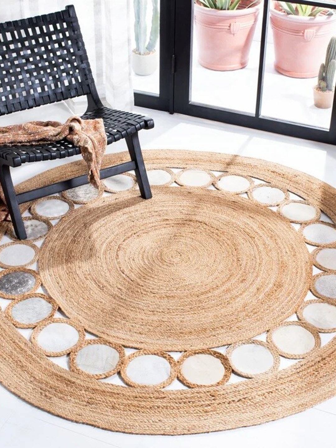 

Art Avenue Coffman Beige & Grey Braided Round Jute Rug