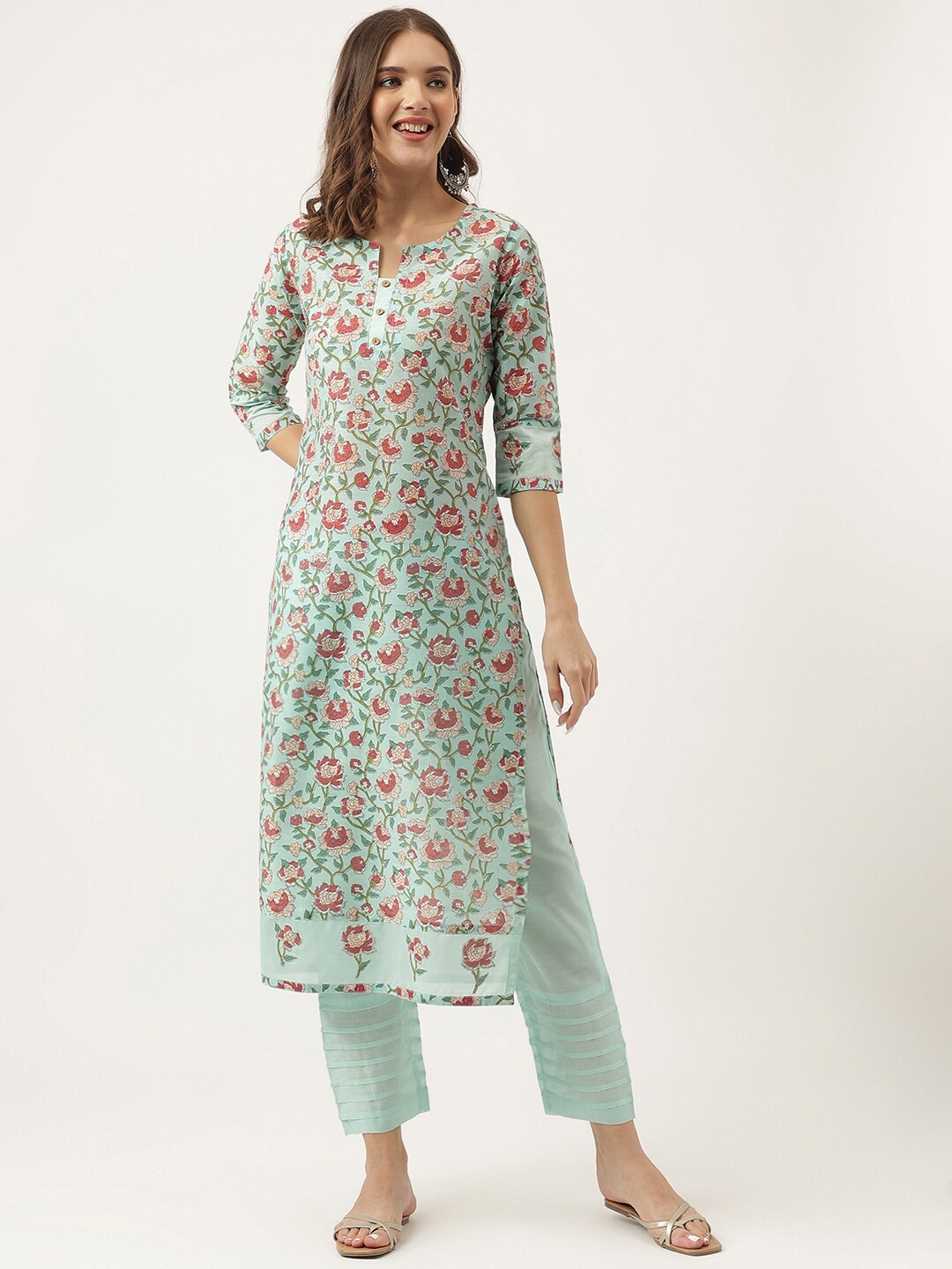 

Divena Floral Printed Round Neck Chanderi Silk Kurta With Trousers, Green