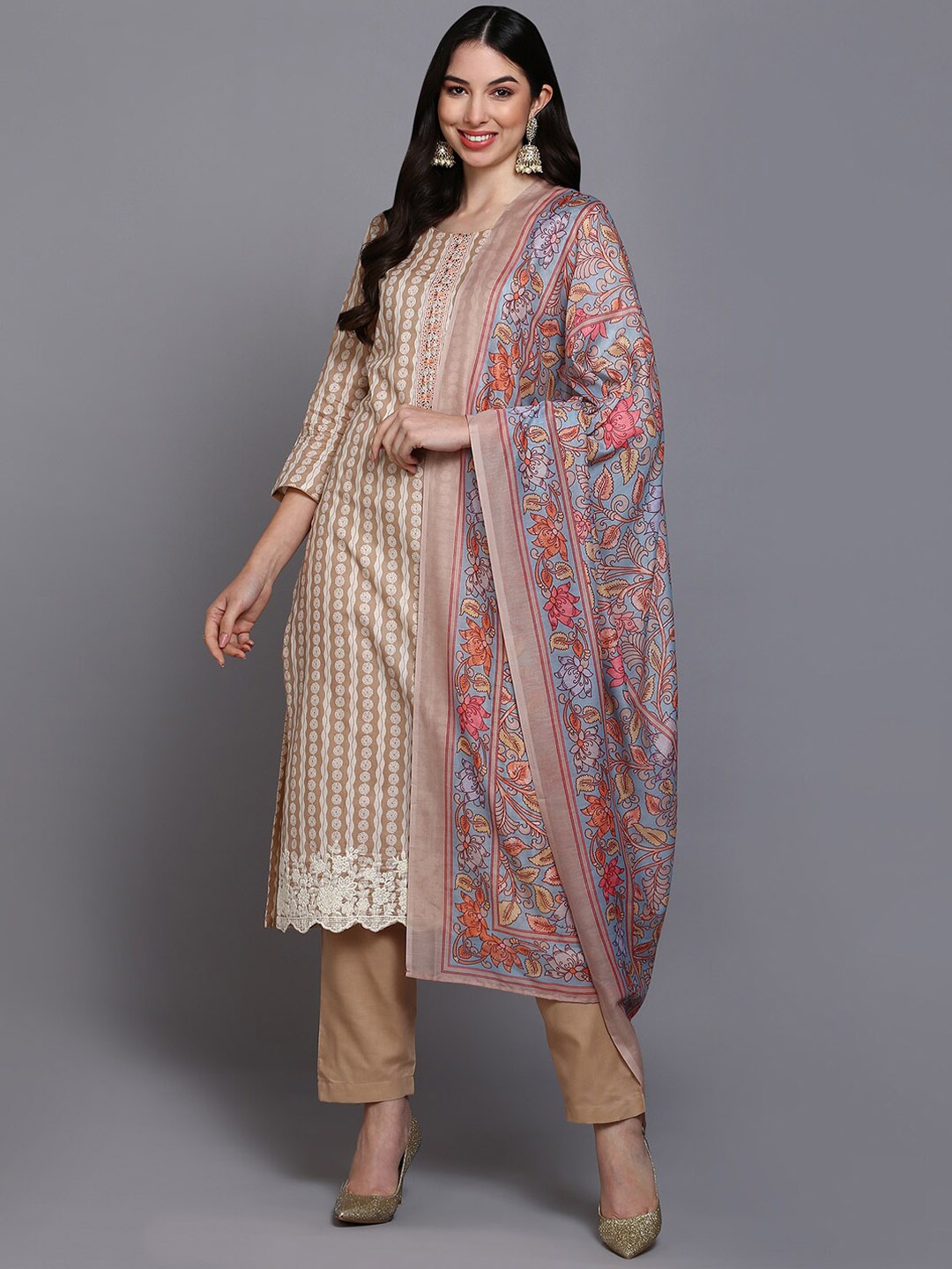 

AHIKA Beige & White Geometric Printed Pure Cotton Kurta With Trousers & Dupatta