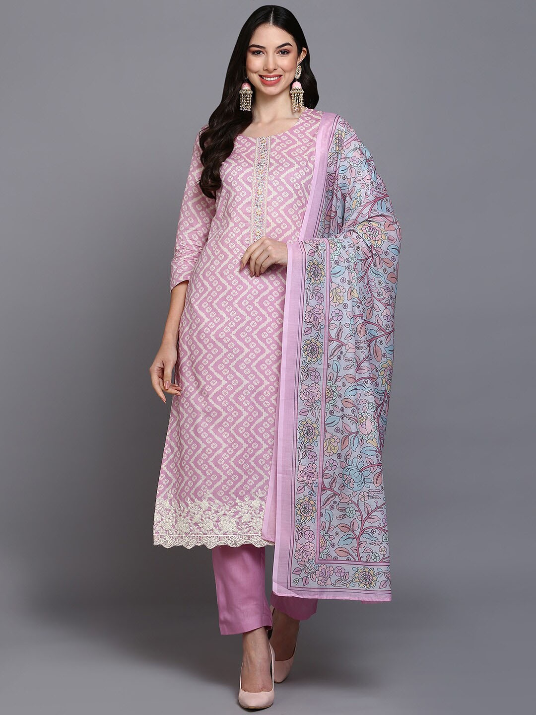 

AHIKA Pink & Grey Bandhani Printed Thread Work Kurta With Trousers & Dupatta