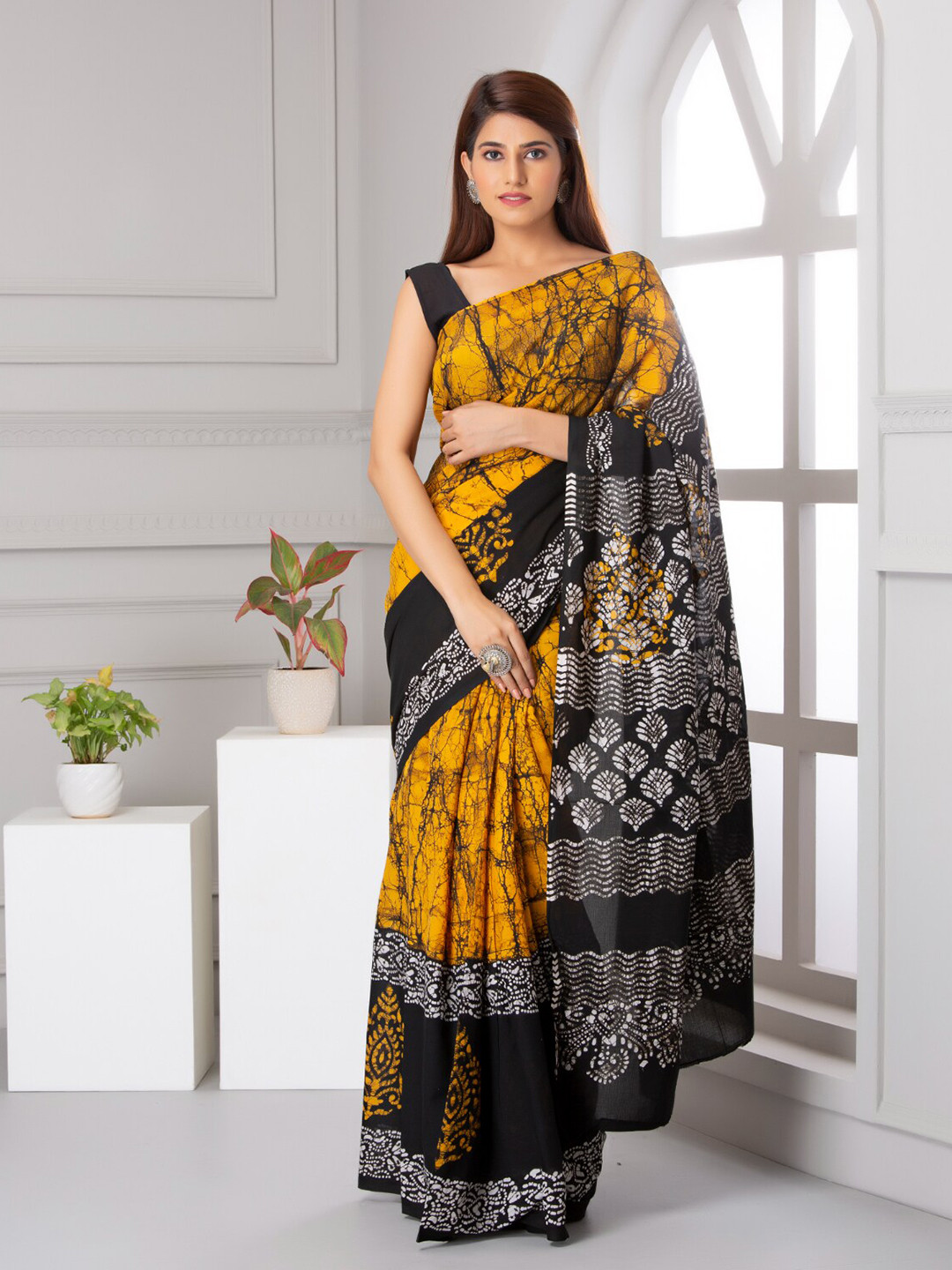 

BUTA BUTI Ethnic Motifs Pure Cotton Saree, Yellow
