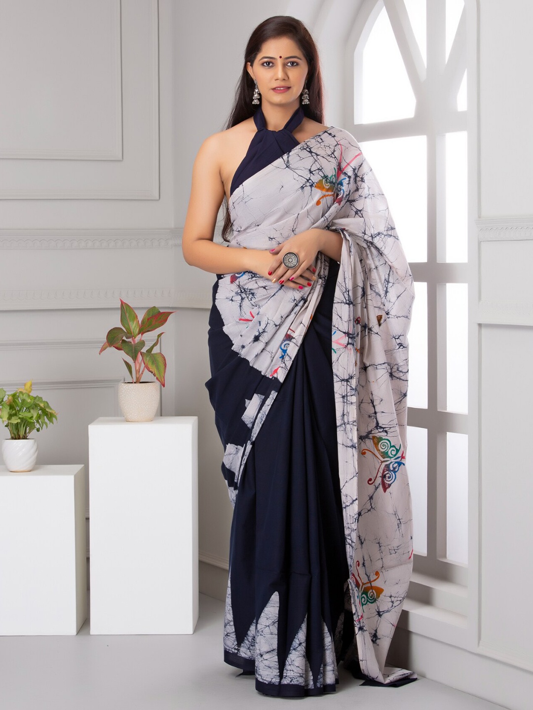 

BUTA BUTI Abstract Printed Pure Cotton Half and Half Saree, White