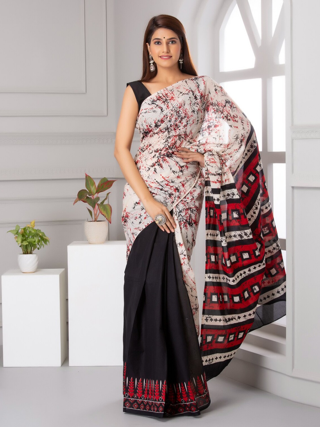 BUTA BUTI Tie And Dye Pure Cotton Half and Half Saree, Black