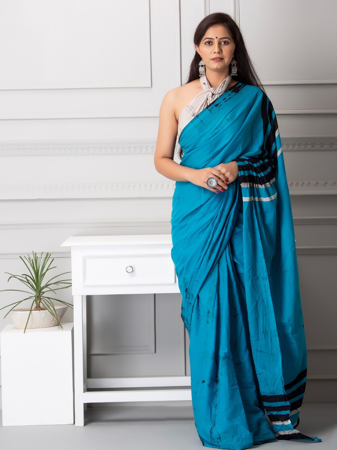 

BUTA BUTI Tie and Dye Pure Cotton Saree, Blue