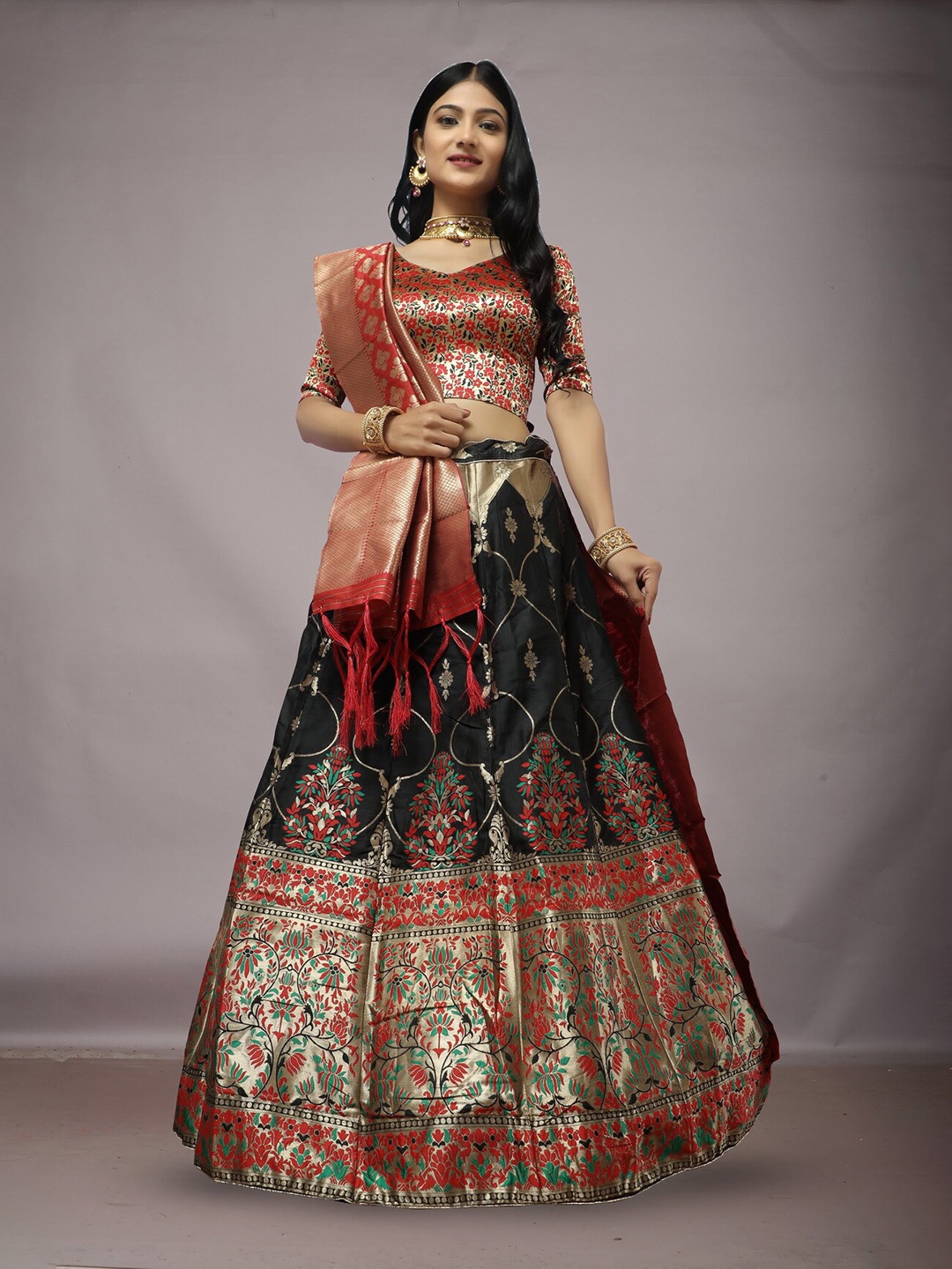 

Ekta Textiles Woven Design Semi-Stitched Lehenga & Blouse With Dupatta, Black
