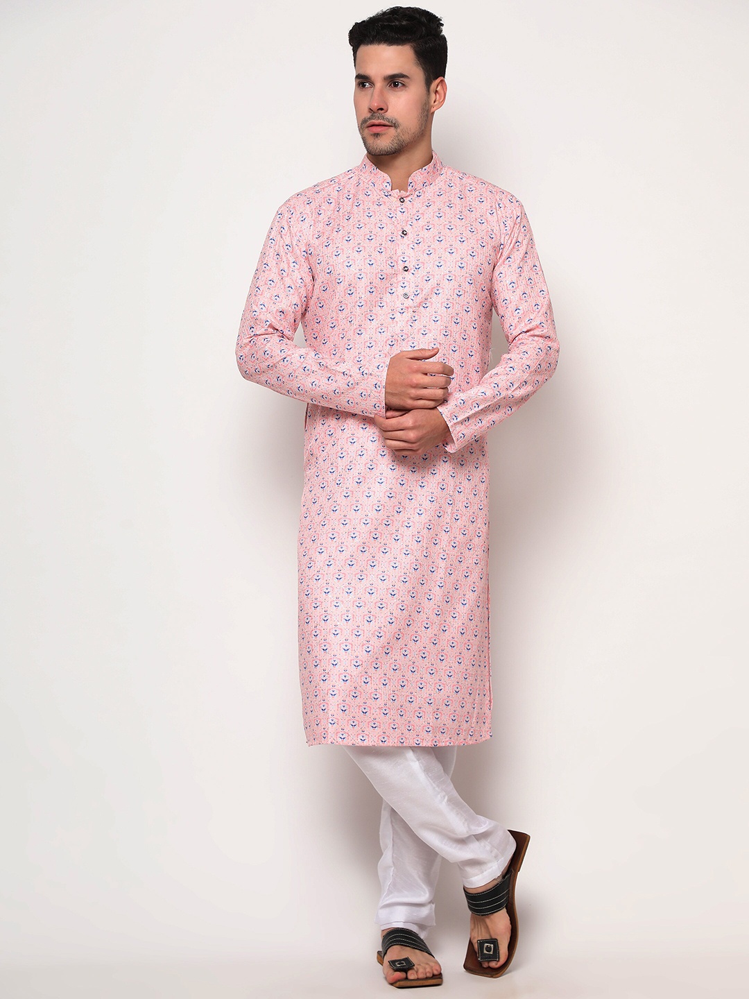 

VISHNU WEAVES Ethnic Motifs Printed Mandarin Collar Thread Work Kurta, Pink