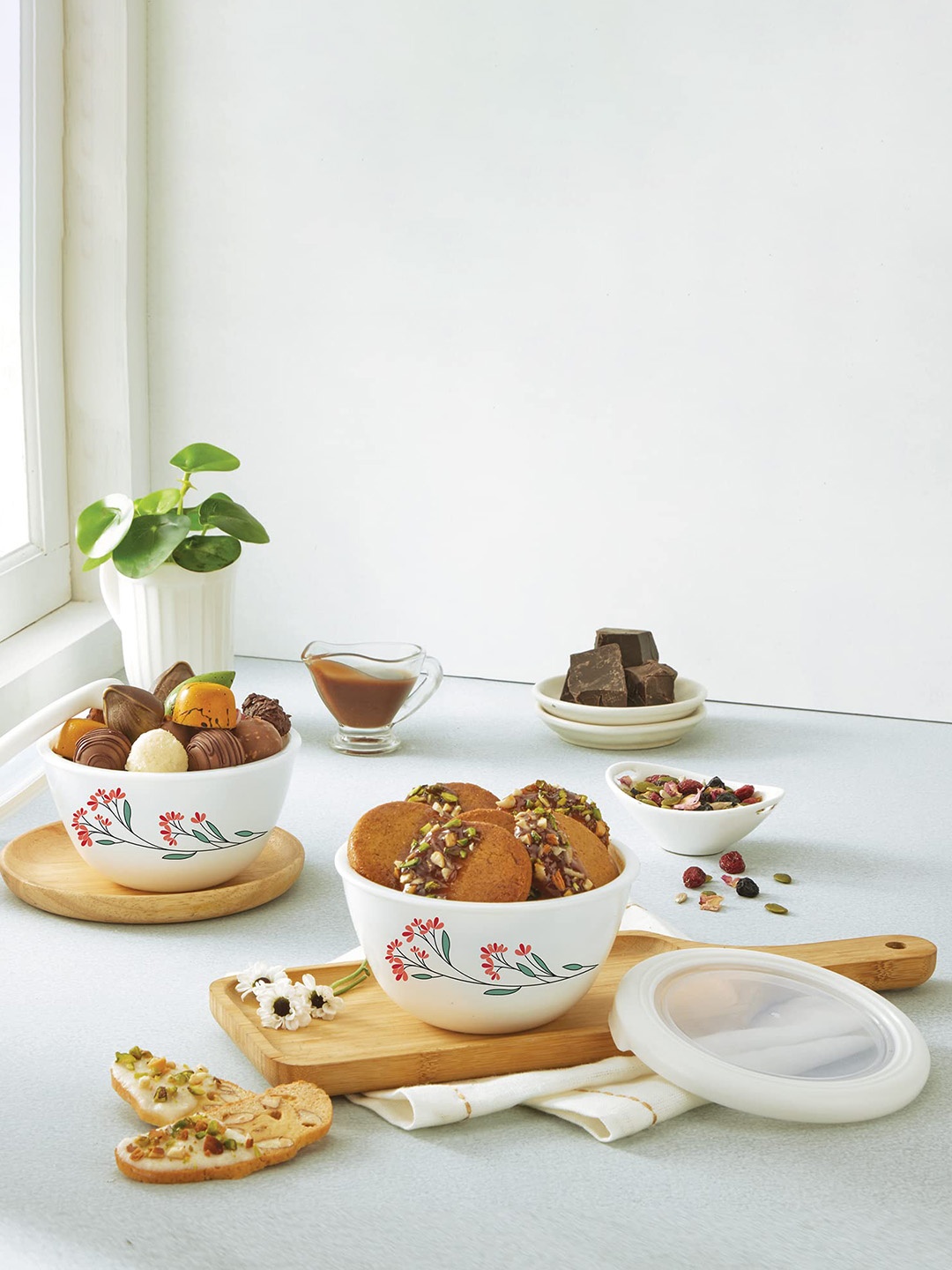 

Cello Blossom White & Red 2 Pieces Opalware Mixing Bowl Set With Premium Lid