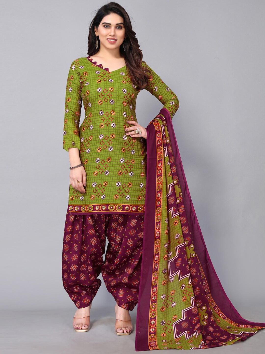 

KALINI Ethnic Motifs Printed Regular Kurta With Patiala & Dupatta, Green
