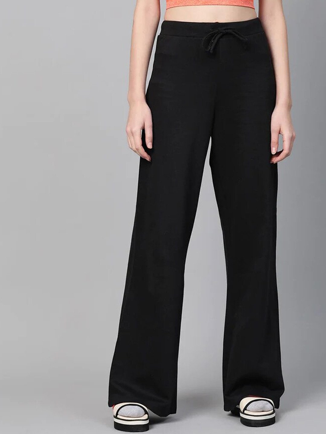 

COLOR CAPITAL Women Mid-Rise Parallel Trousers, Black