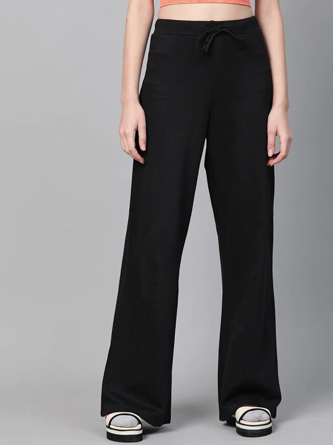 

COLOR CAPITAL Women Mid-Rise Parallel Trousers, Black