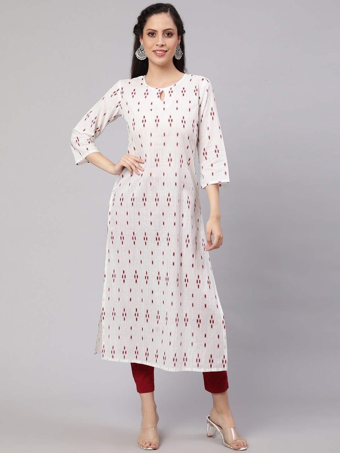 

Nayo Women Off White Geometric Printed Keyhole Neck Cotton Straight Kurta