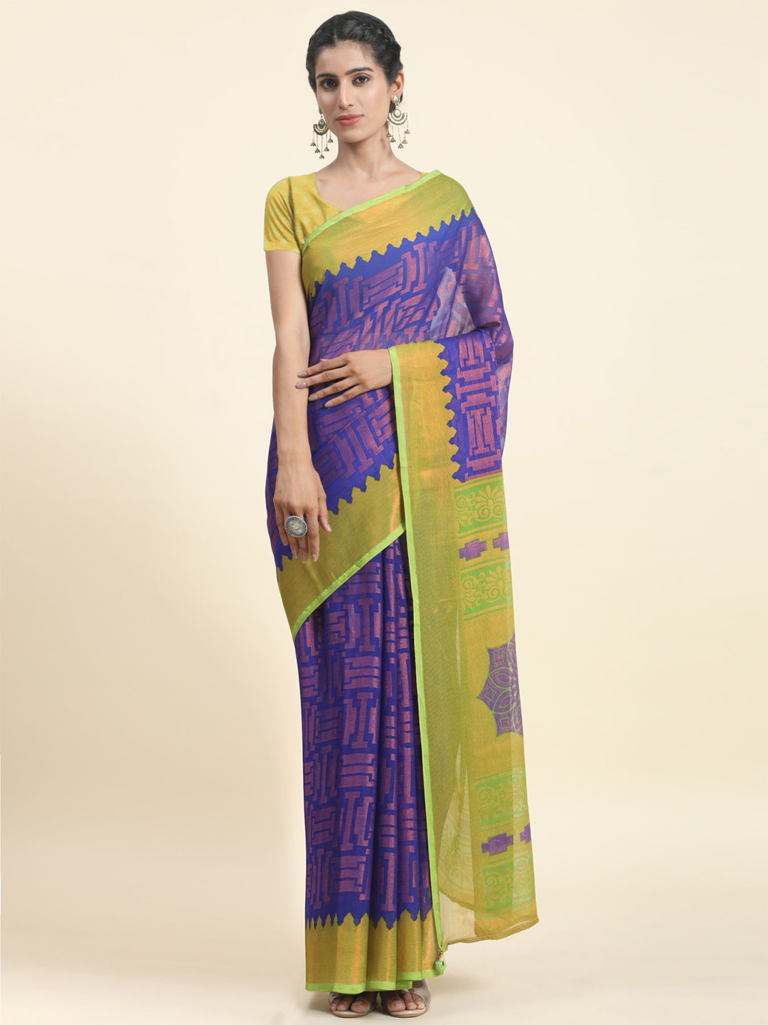

Phenav Geometric Printed Zari Brasso Patola Saree, Blue