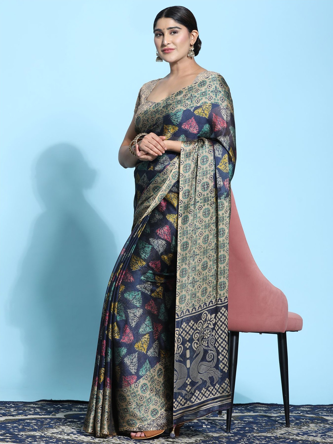 

Phenav Floral Brasso Patola Saree, Blue