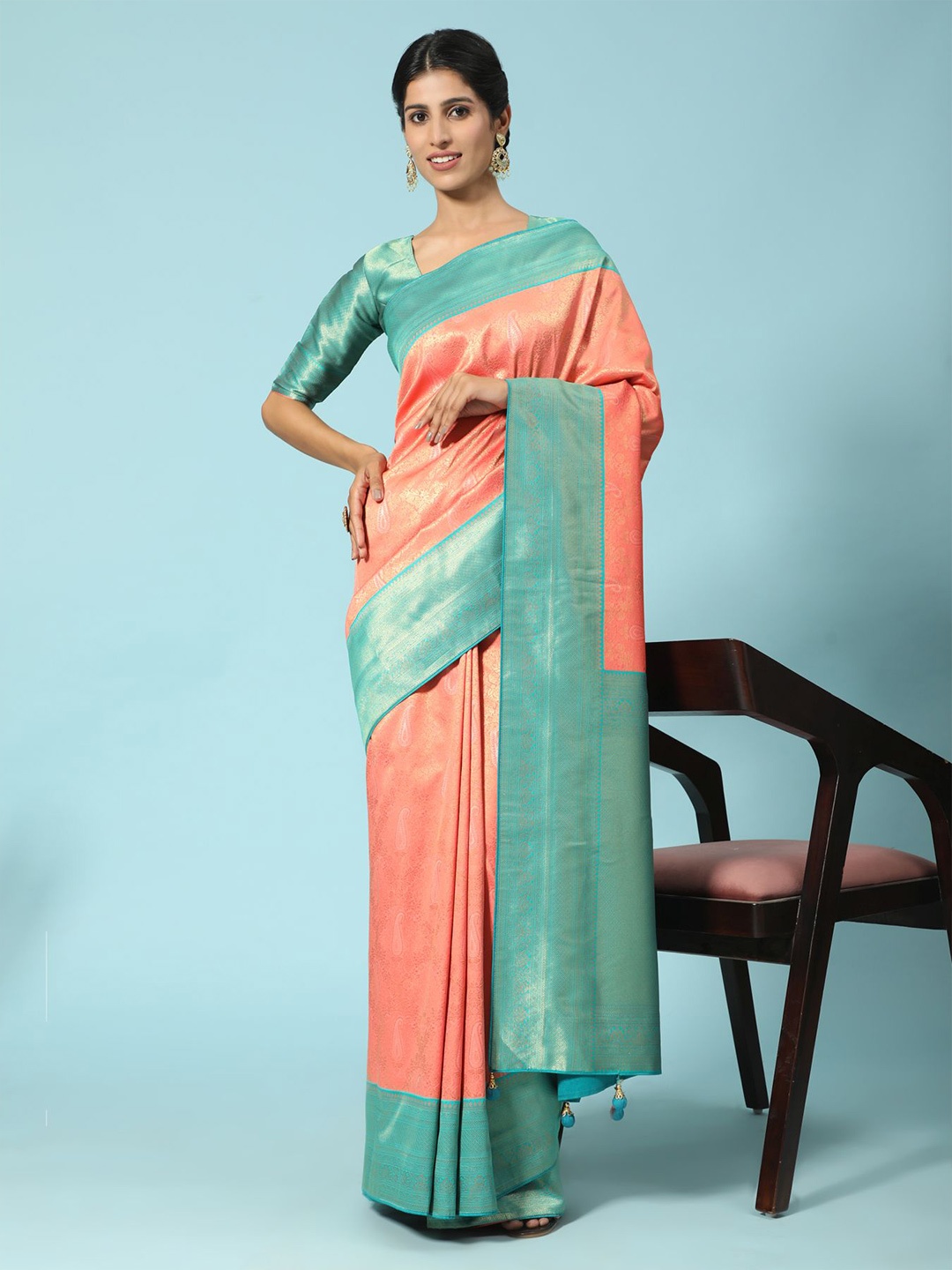 

Phenav Ethnic Motif Zari Brasso Kanjeevaram Saree With Blouse Piece, Peach