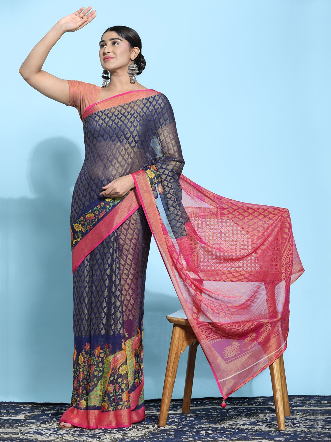 

Phenav Ethnic Motifs Zari Brasso Patola Saree, Navy blue