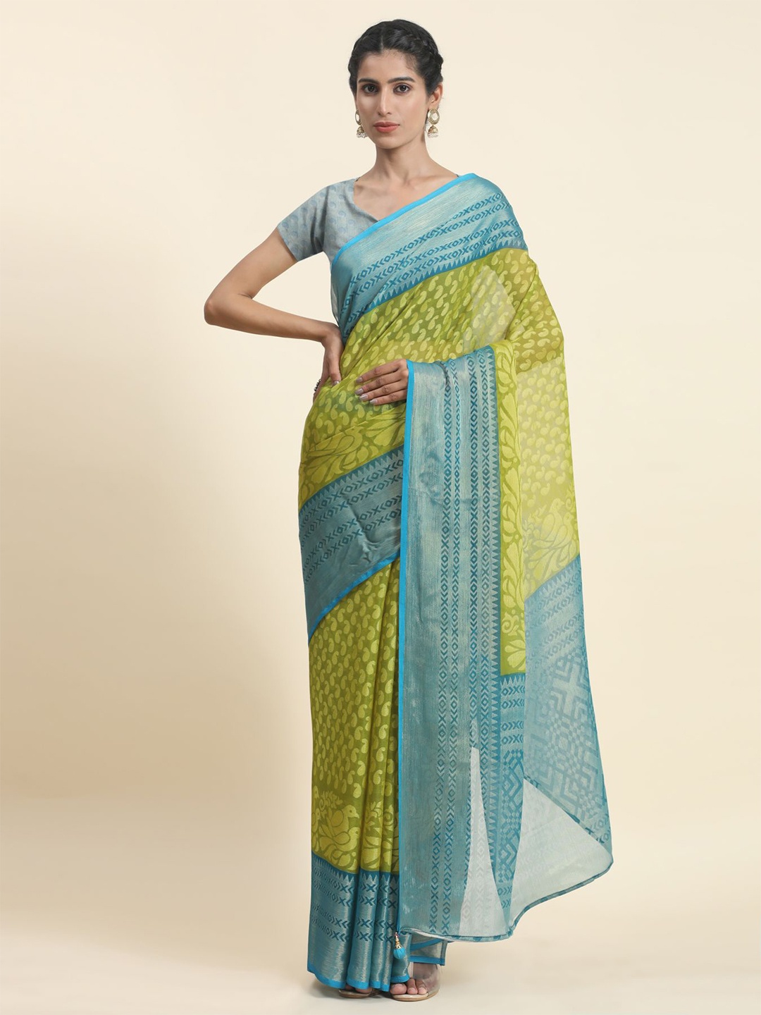 

Phenav Paisley Printed Zari Brasso Patola Saree, Green