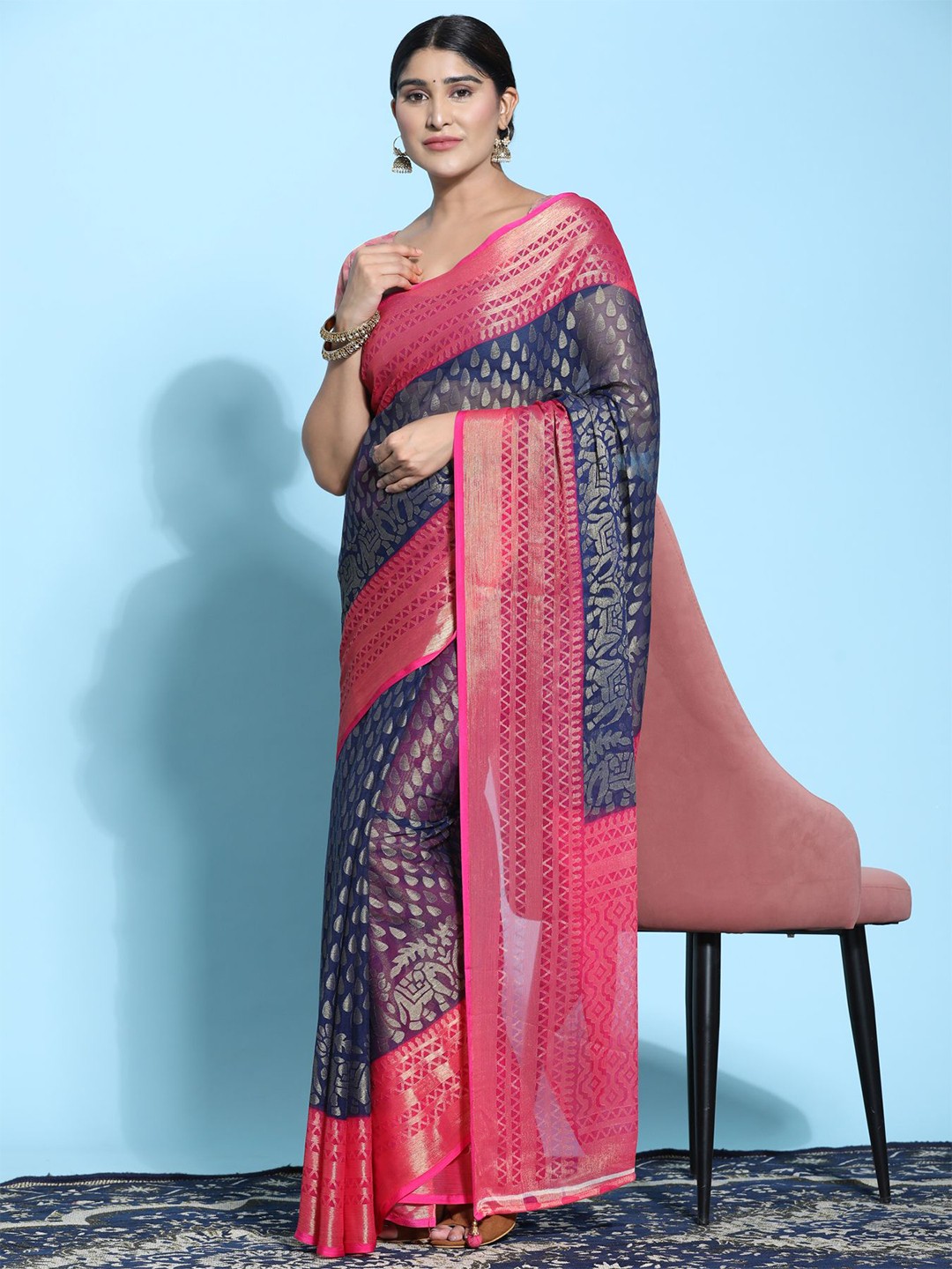 

Phenav Ethnic Motifs Zari Brasso Patola Saree, Navy blue