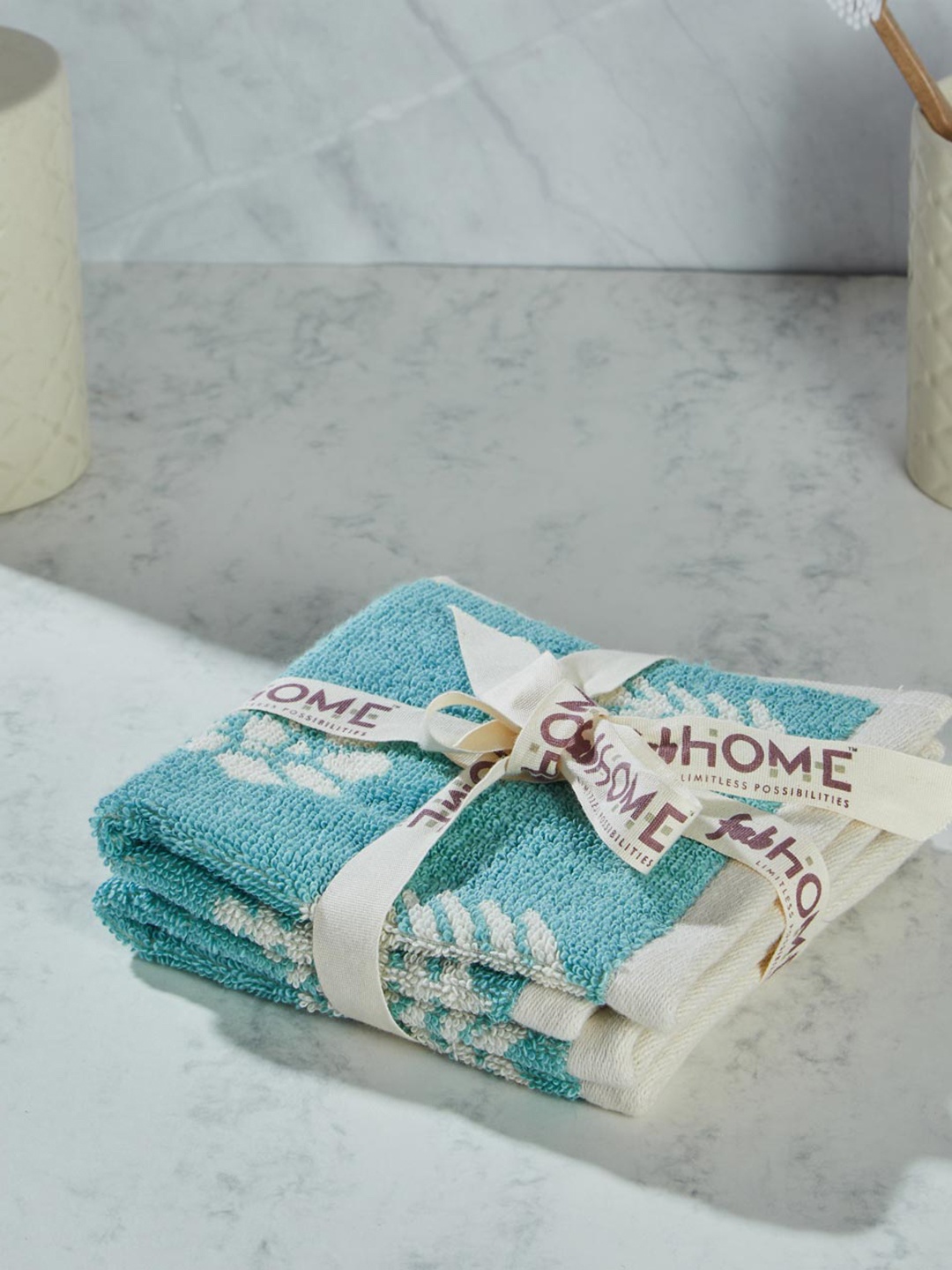 

Fabindia Blue 2 Pieces Printed 550 GSM Pure Cotton Face Towel