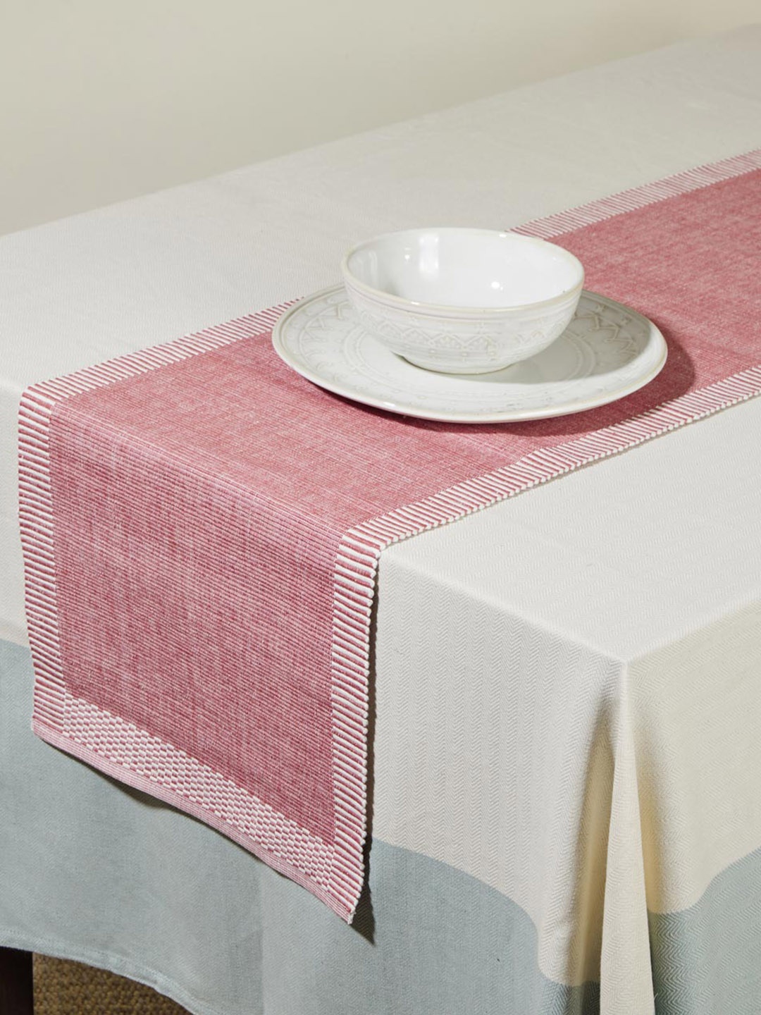 

Fabindia Gulab Khas Pink Self-Design Cotton Table Runner