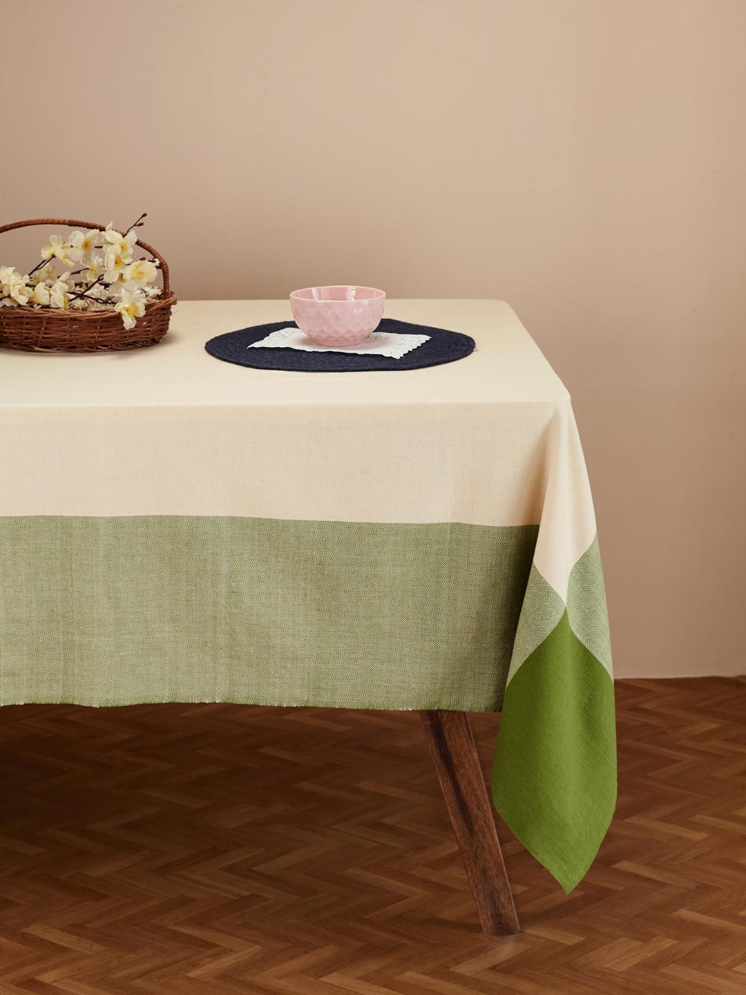 

Fabindia Adesh Green Cotton Woven-Design 6-Seater Table Cover