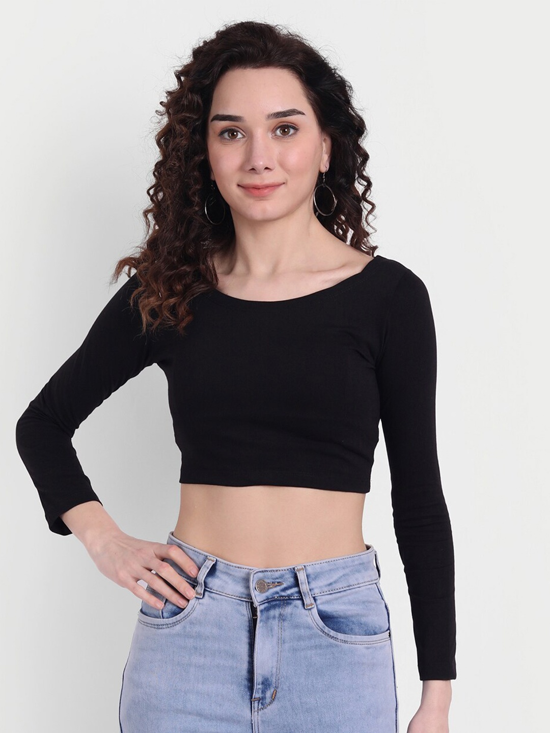 

COLOR CAPITAL Scoop Neck Crop Regular Top, Black