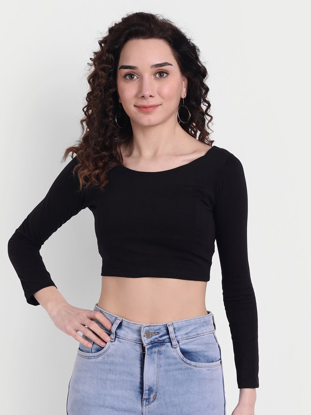 

COLOR CAPITAL Scoop Neck Crop Regular Top, Black