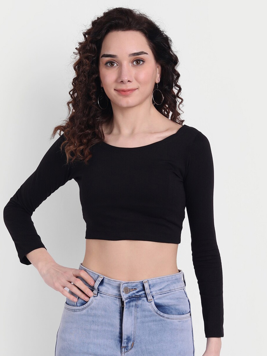 

COLOR CAPITAL Scoop Neck Crop Regular Top, Black