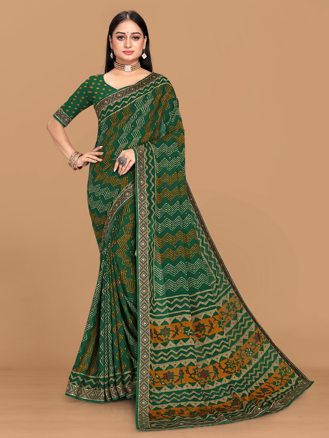 

KALINI Geometric Printed Pure Georgette Saree, Green