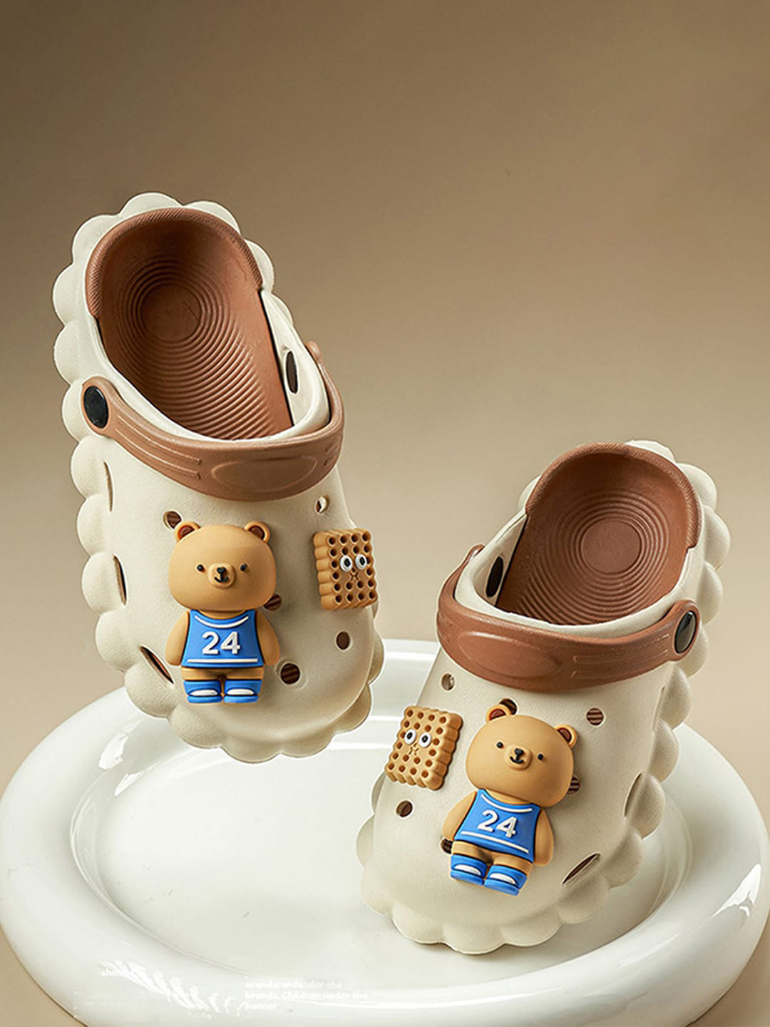 

Baby Moo Kids Bear Applique Waterproof Anti-Skid Clogs, Cream