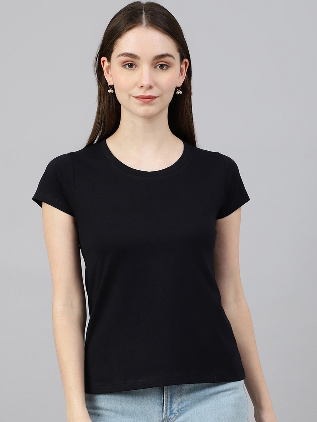 

COLOR CAPITAL Round Neck Pure Cotton T-Shirt, Black