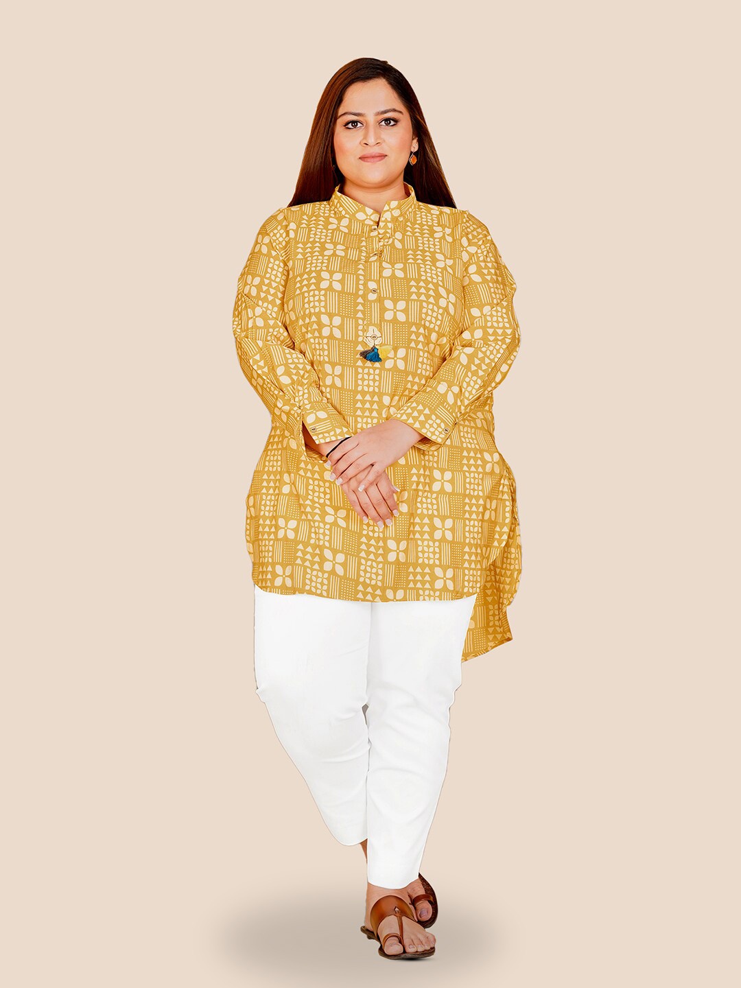 

Curvy Lane Geometric Print Mandarin Collar High-Low Kurti, Yellow