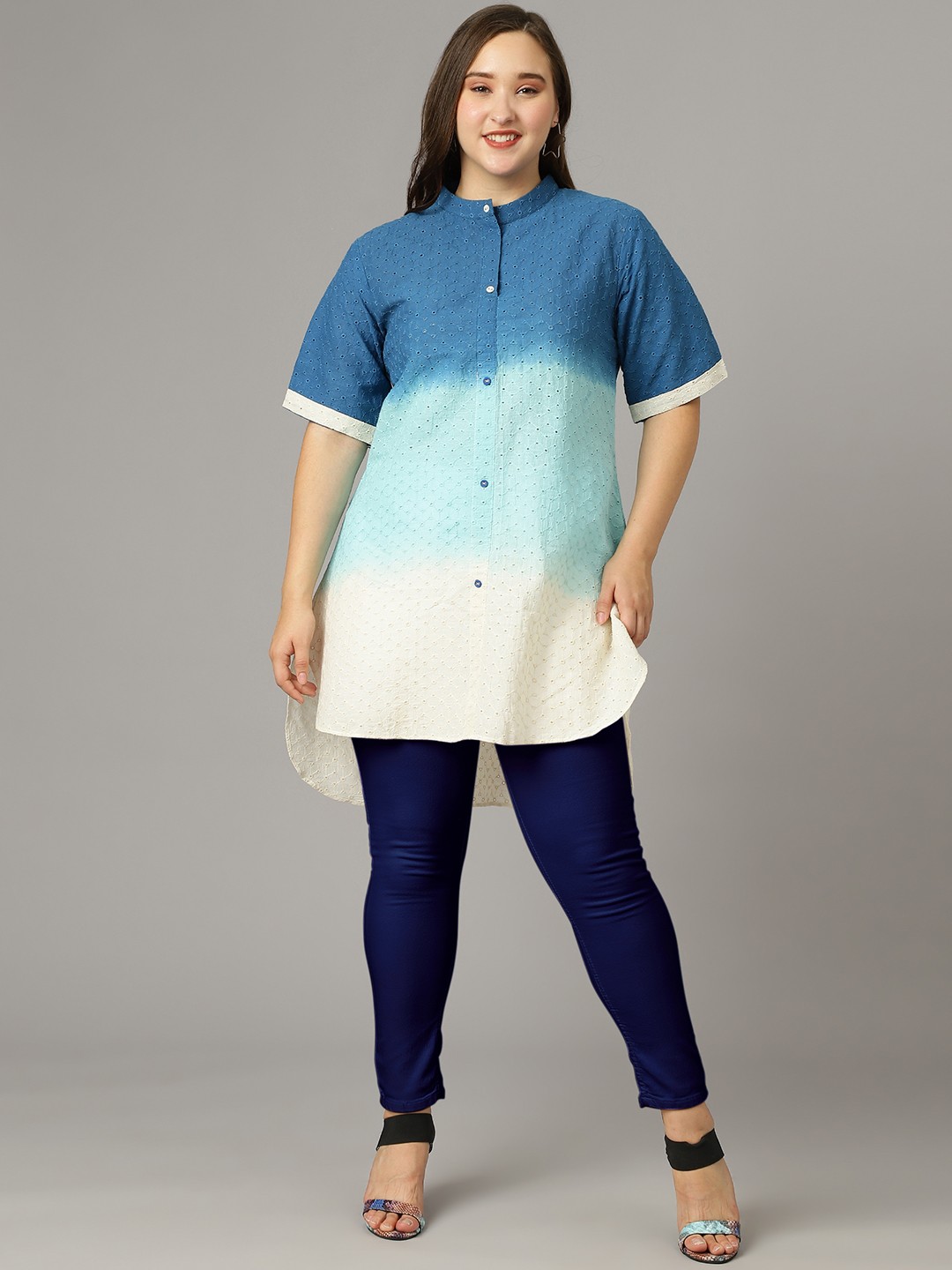 

Curvy Lane Geometric Embroidered Mandarin Collar Kurti, Blue