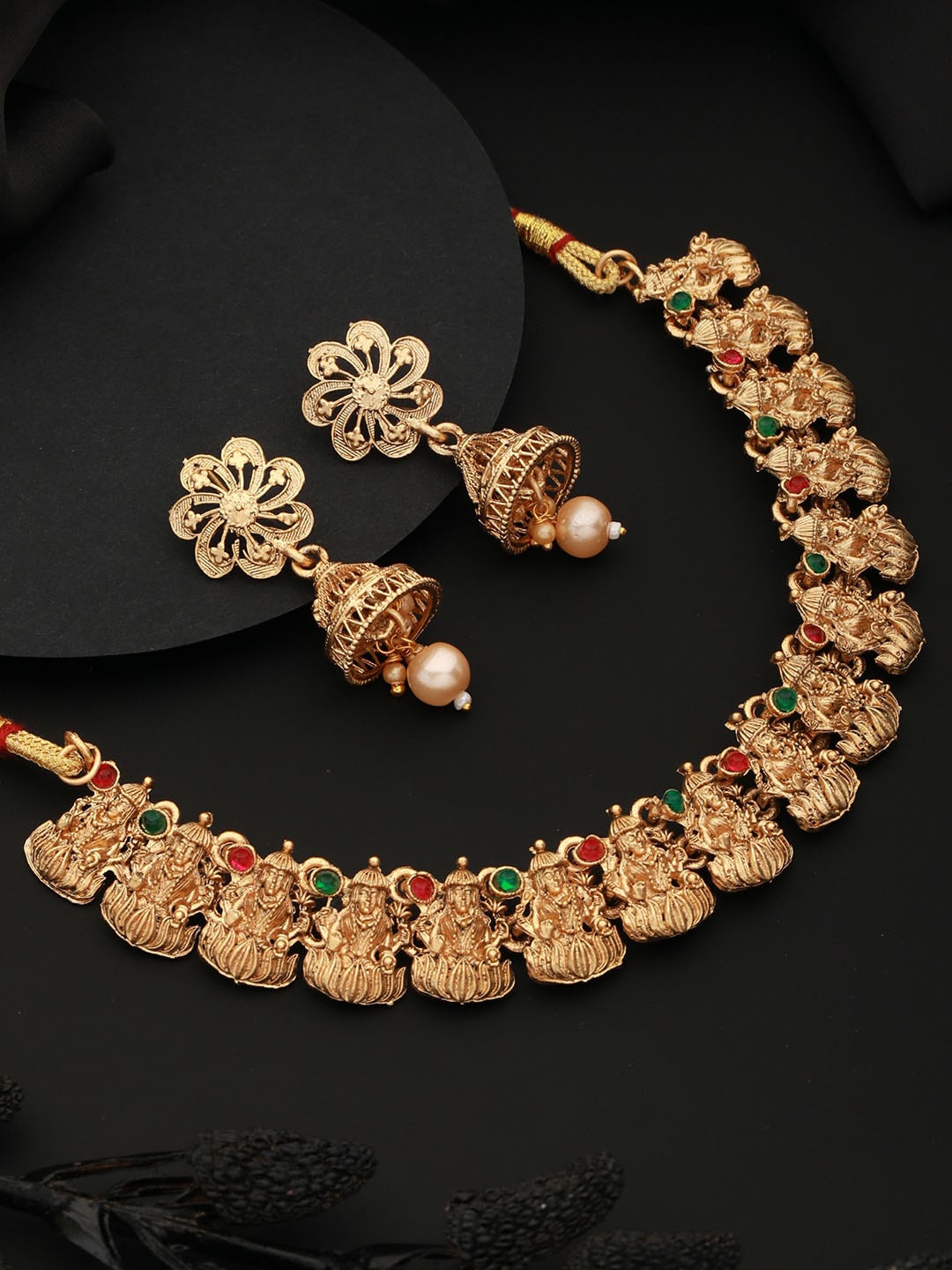 

Aadvik Designs Gold-Plated Stone Studded & Pearls Beaded Jewellery Set