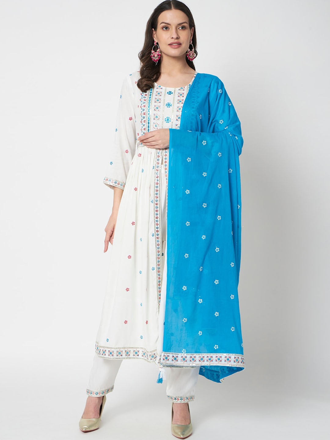 

IkDaiya Floral Embroidered Mirror Work Kurta with Trousers & With Dupatta, White