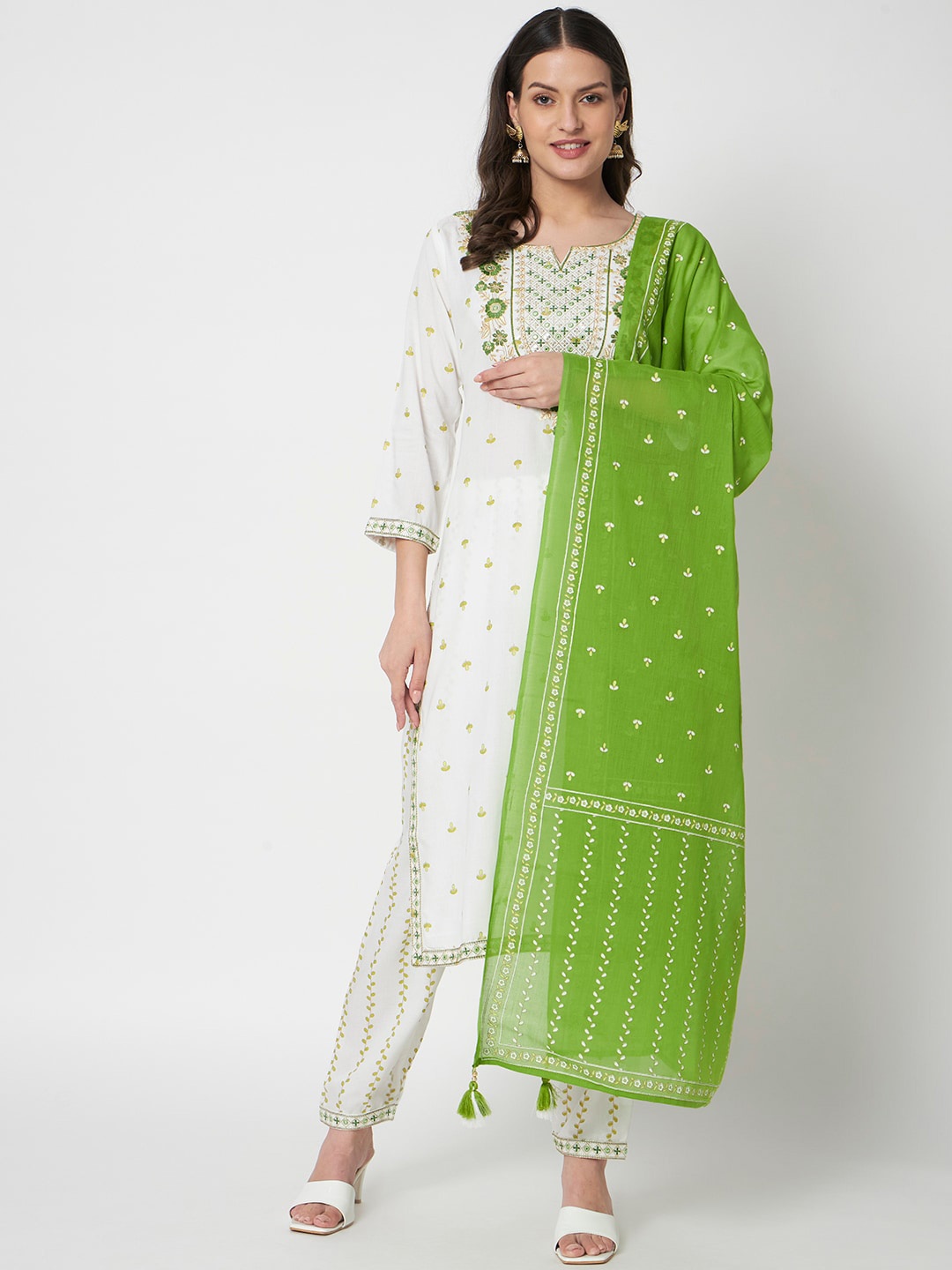 

IkDaiya Floral Embroidered Mirror Work Kurta with Trousers & Dupatta, White
