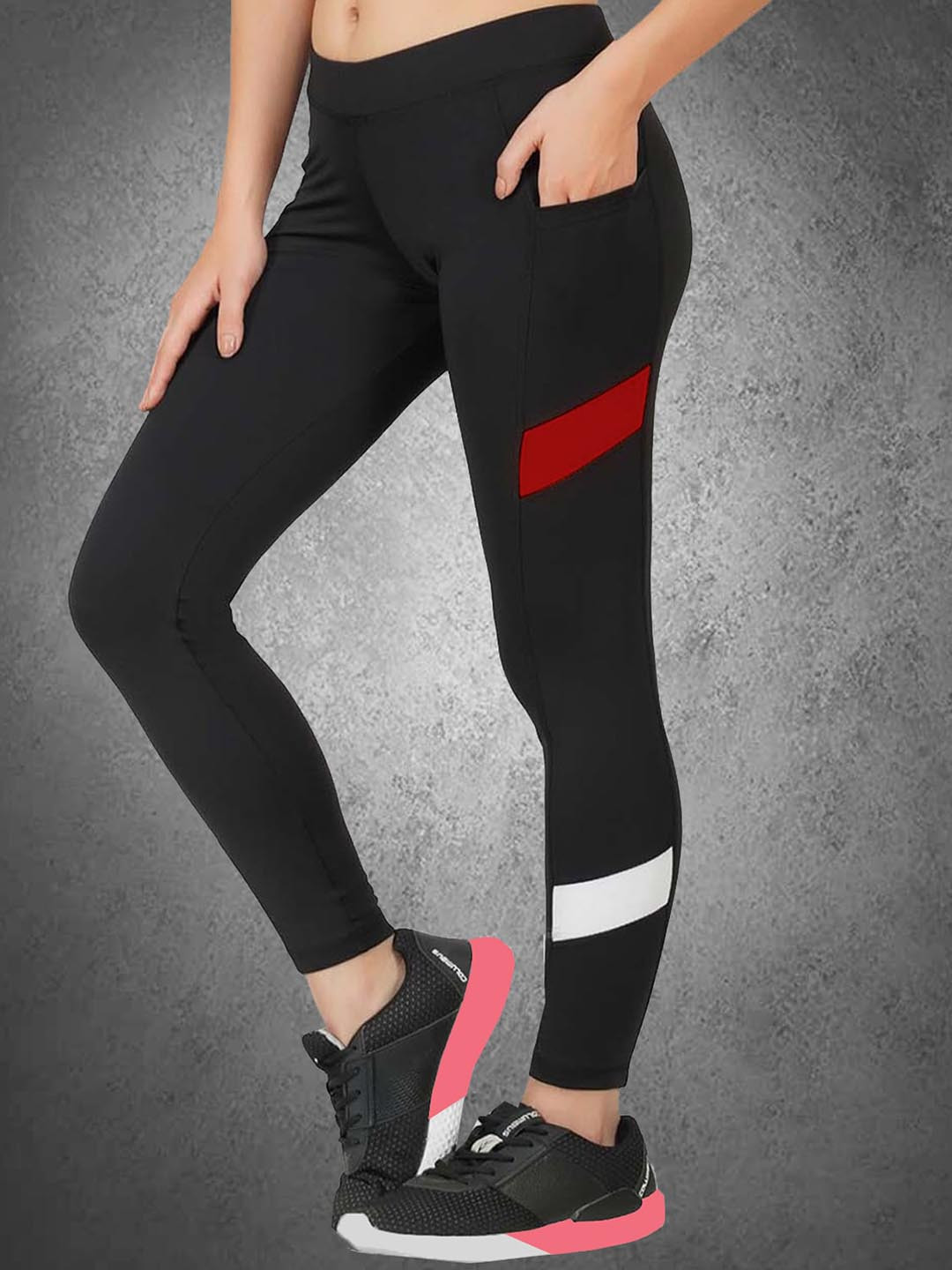 

CLAFOUTIS Colourblocked Length Training Tights, Black