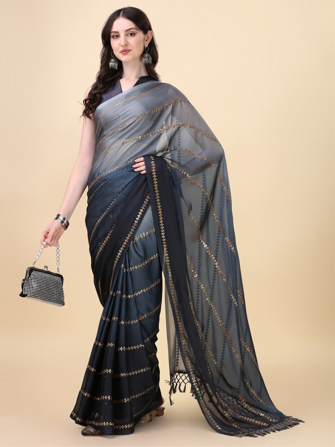 

KALINI Embellished Sequinned Saree, Grey