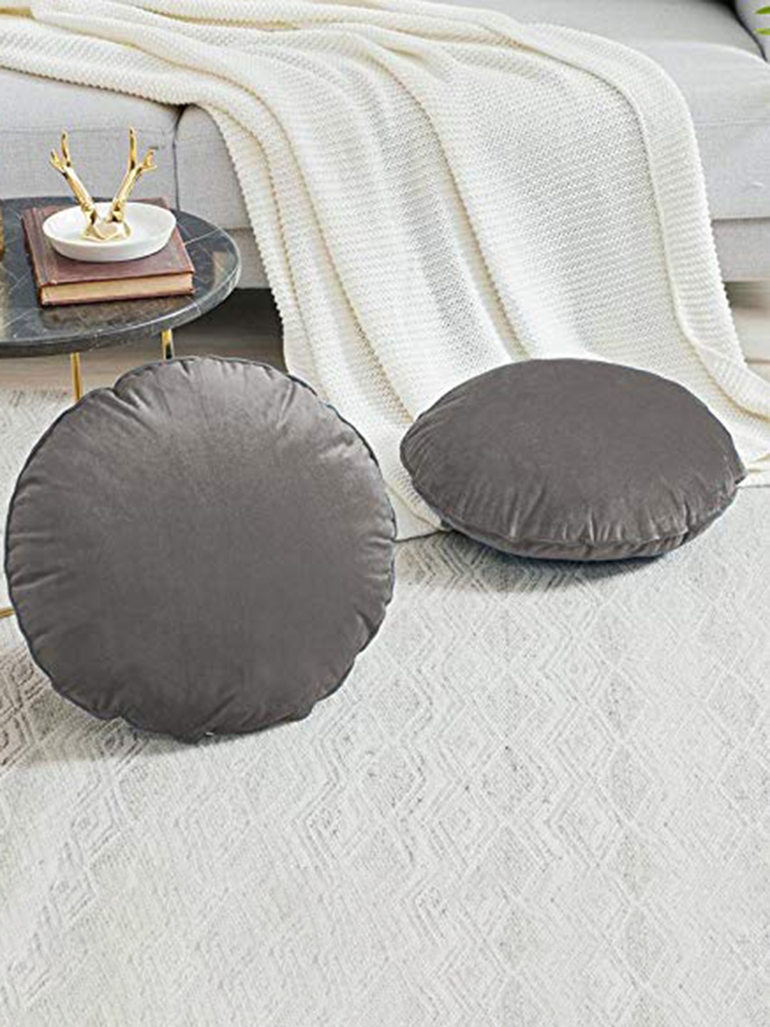 

CHRONEX 2-Pcs Grey Round Velvet Pillow Covers