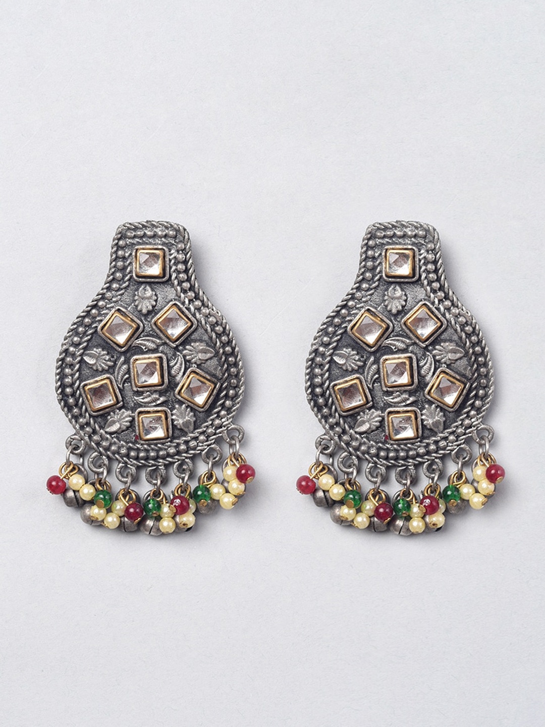 

phuljhadi Silver-Plated Contemporary Studs Earrings