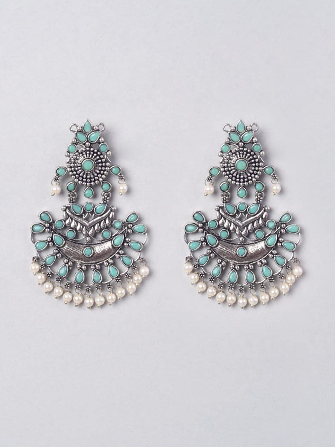 

phuljhadi Silver-Plated Stone Studded & Beaded Contemporary Chandbalis