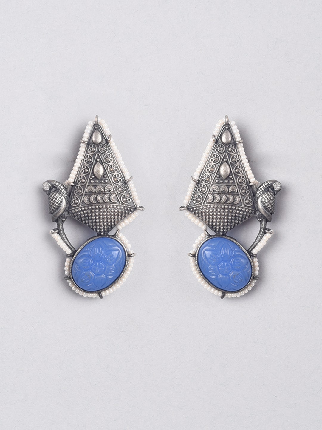 

phuljhadi Silver-Plated Kundan Studded Stud Earrings