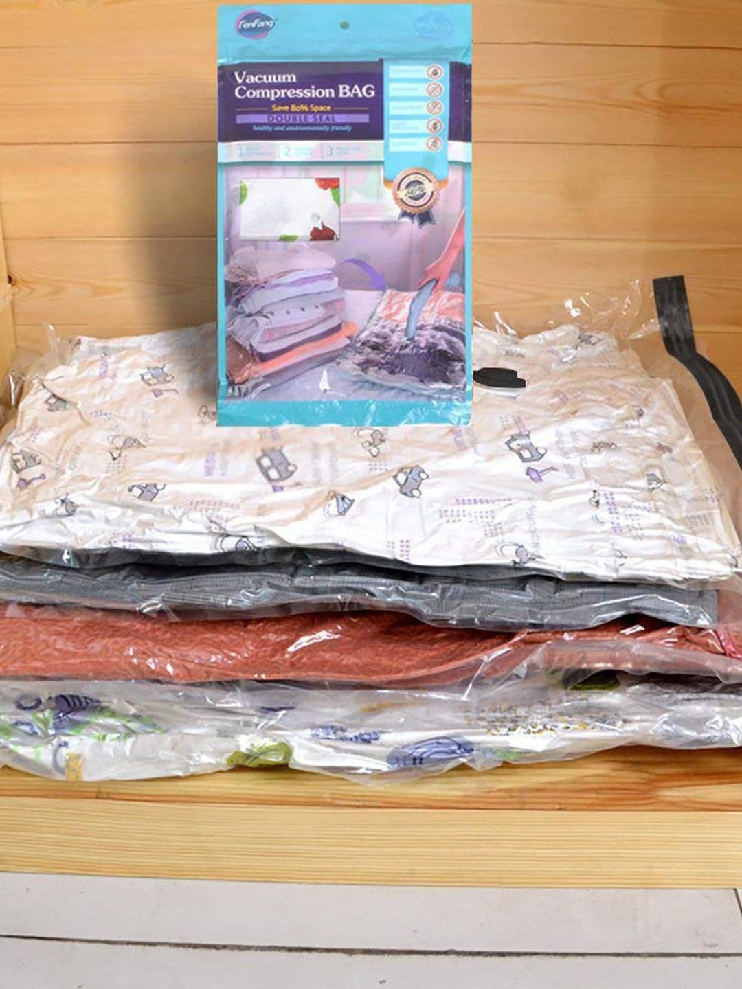 

YouBella 3 Pcs White Vacuum Space Saver Storage Bag with Electric Air Pump