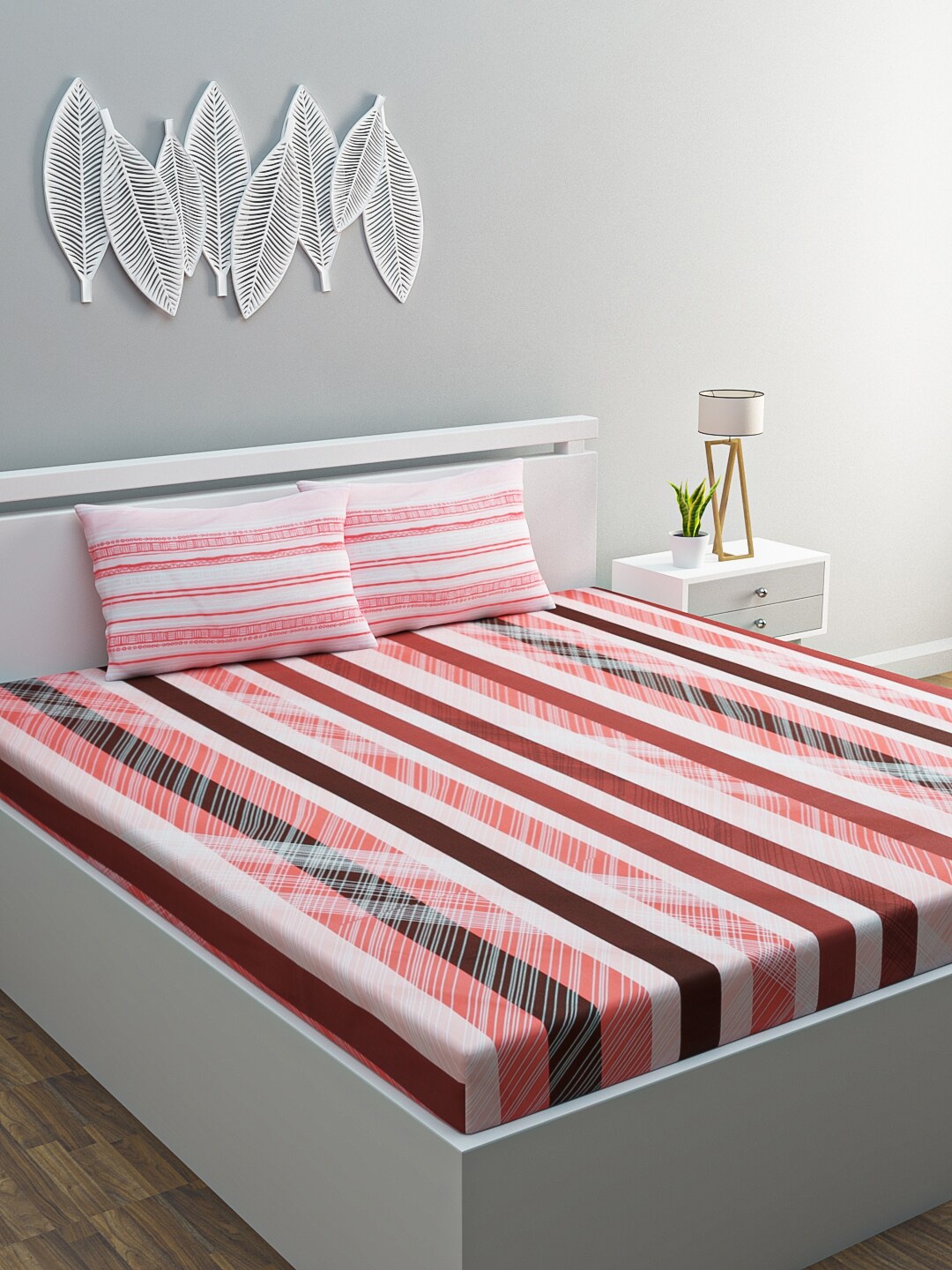 

HERE&NOW Maroon & Pink 120 TC Queen Bedsheet with 2 Pillow Covers