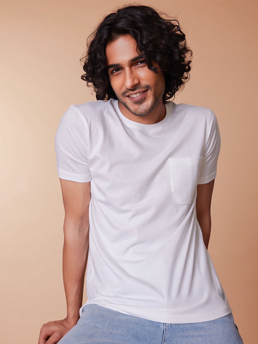 

KINGDOM OF WHITE Pocketed Round Neck Pure Cotton T Shirt