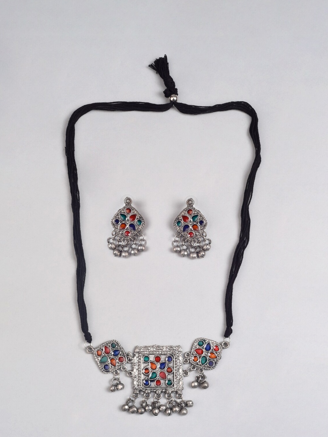 

phuljhadi Silver-Plated Oxidised Enamelled Jewellery Set
