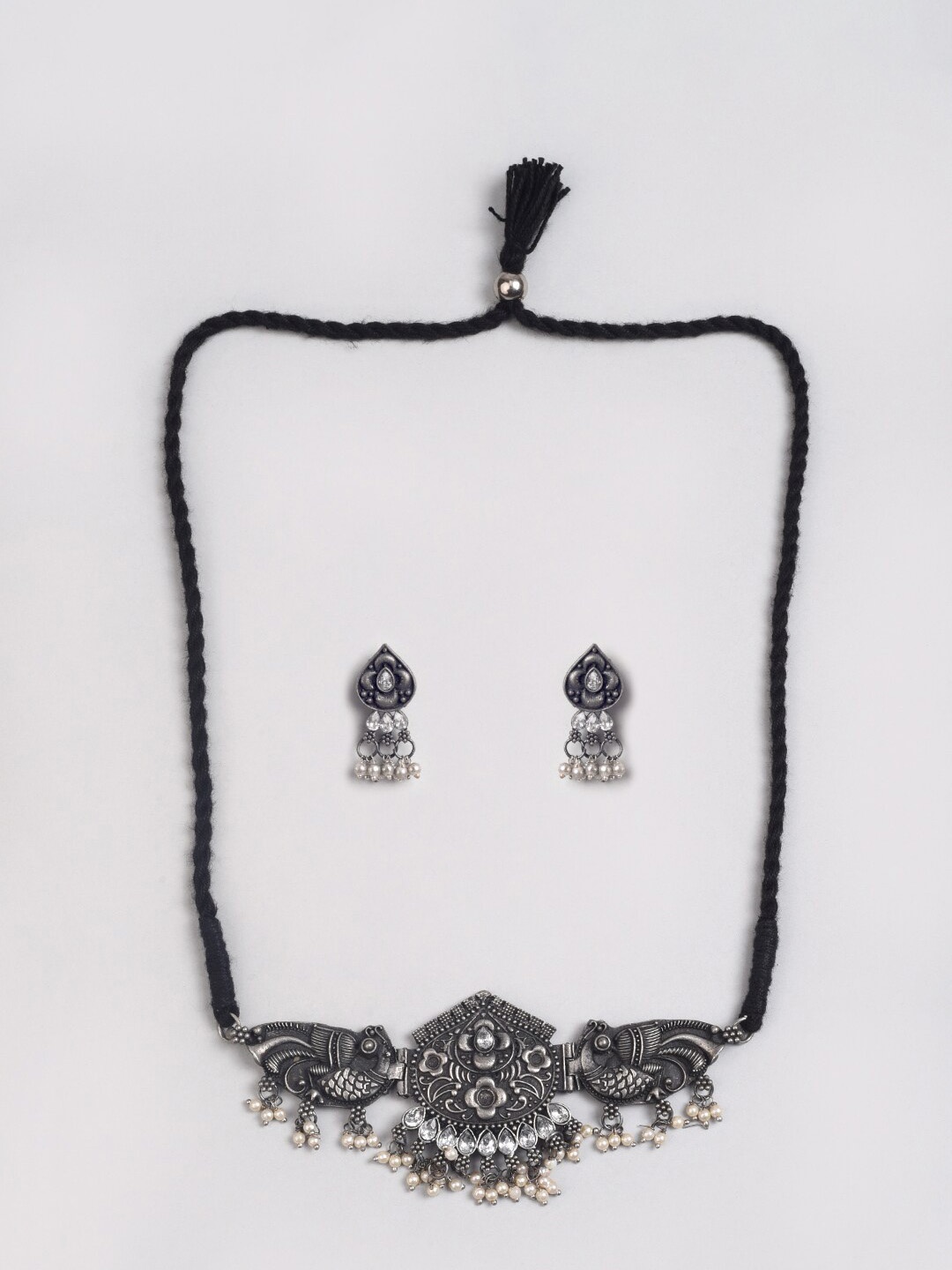 

phuljhadi Silver-Plated Stone Studded & Beaded Oxidised Necklace & Earrings