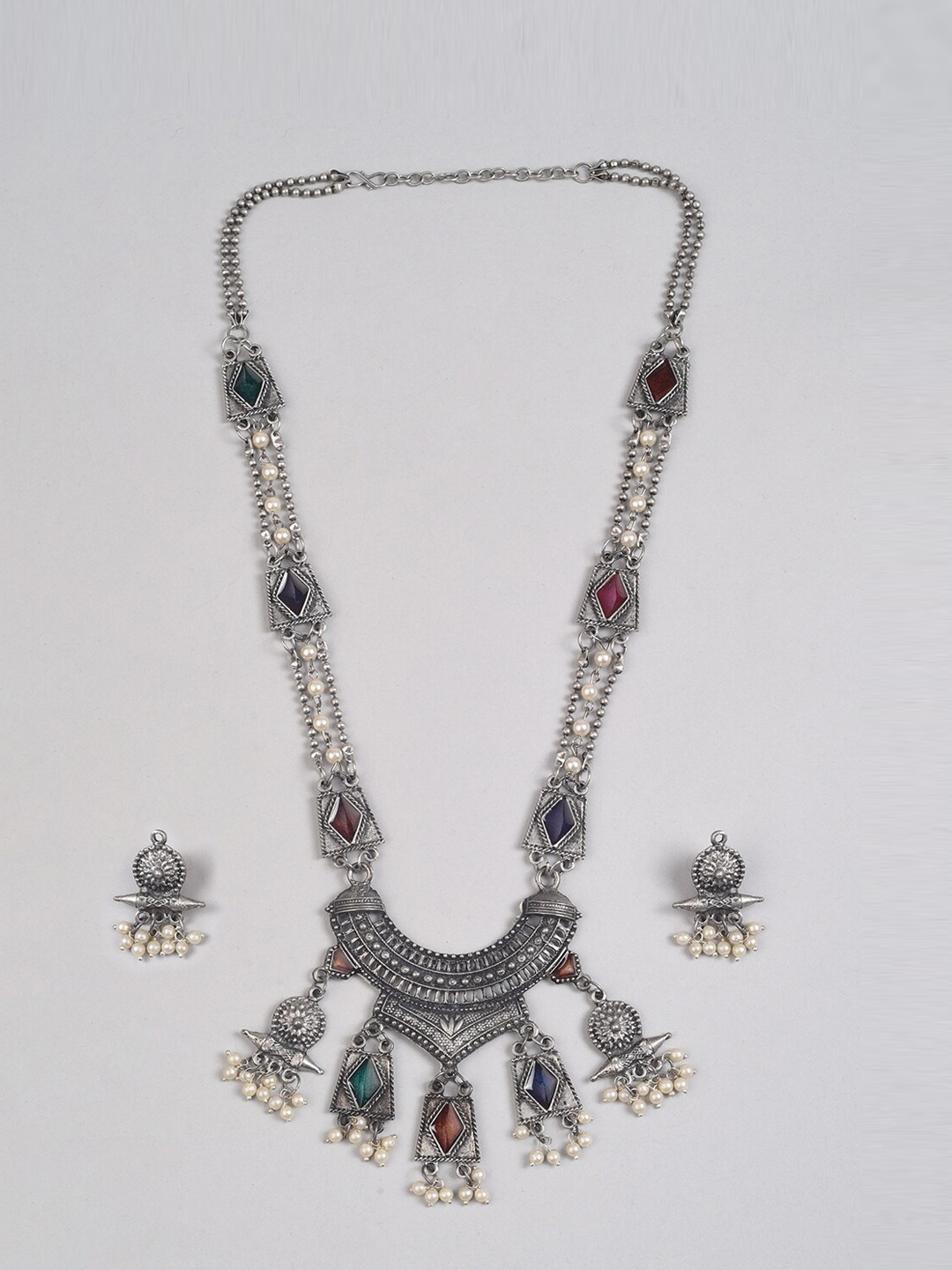 

phuljhadi Silver-Plated Oxidised Stone-Studded & Beaded Jewellery Set