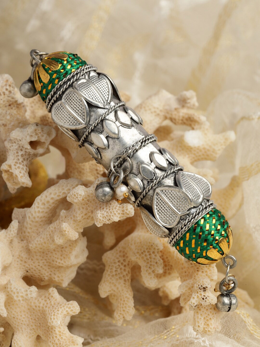 

Moedbuille Silver-Plated Handwoven Antique Temple Oxidised Tribal Filigree Finger Ring